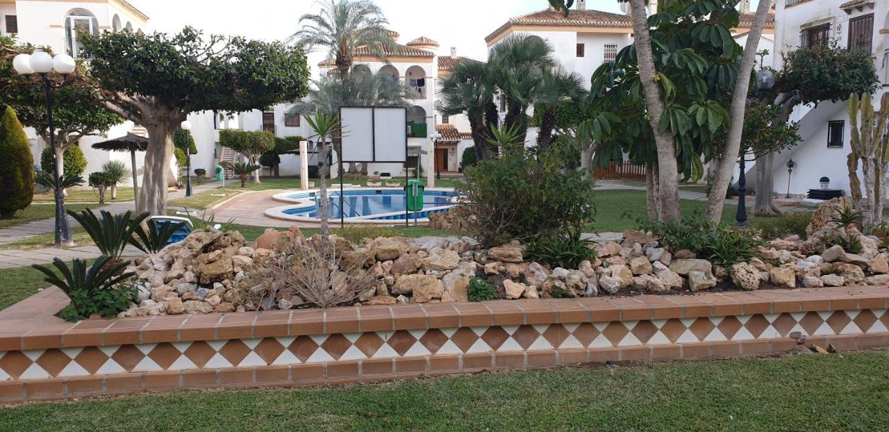 Casa Millie Apartman Playa Flamenca Kültér fotó
